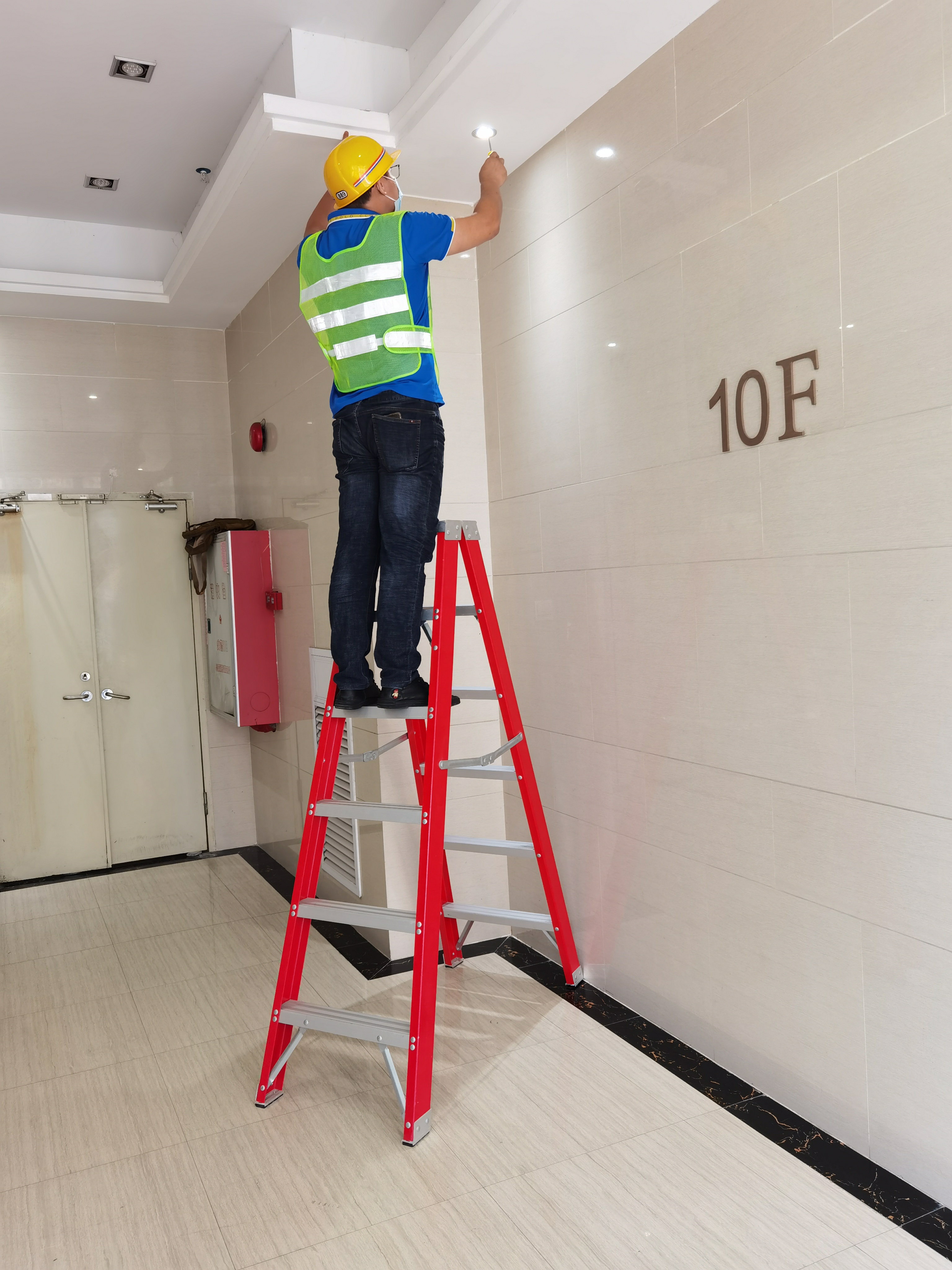 FRP Double Side Step Ladder